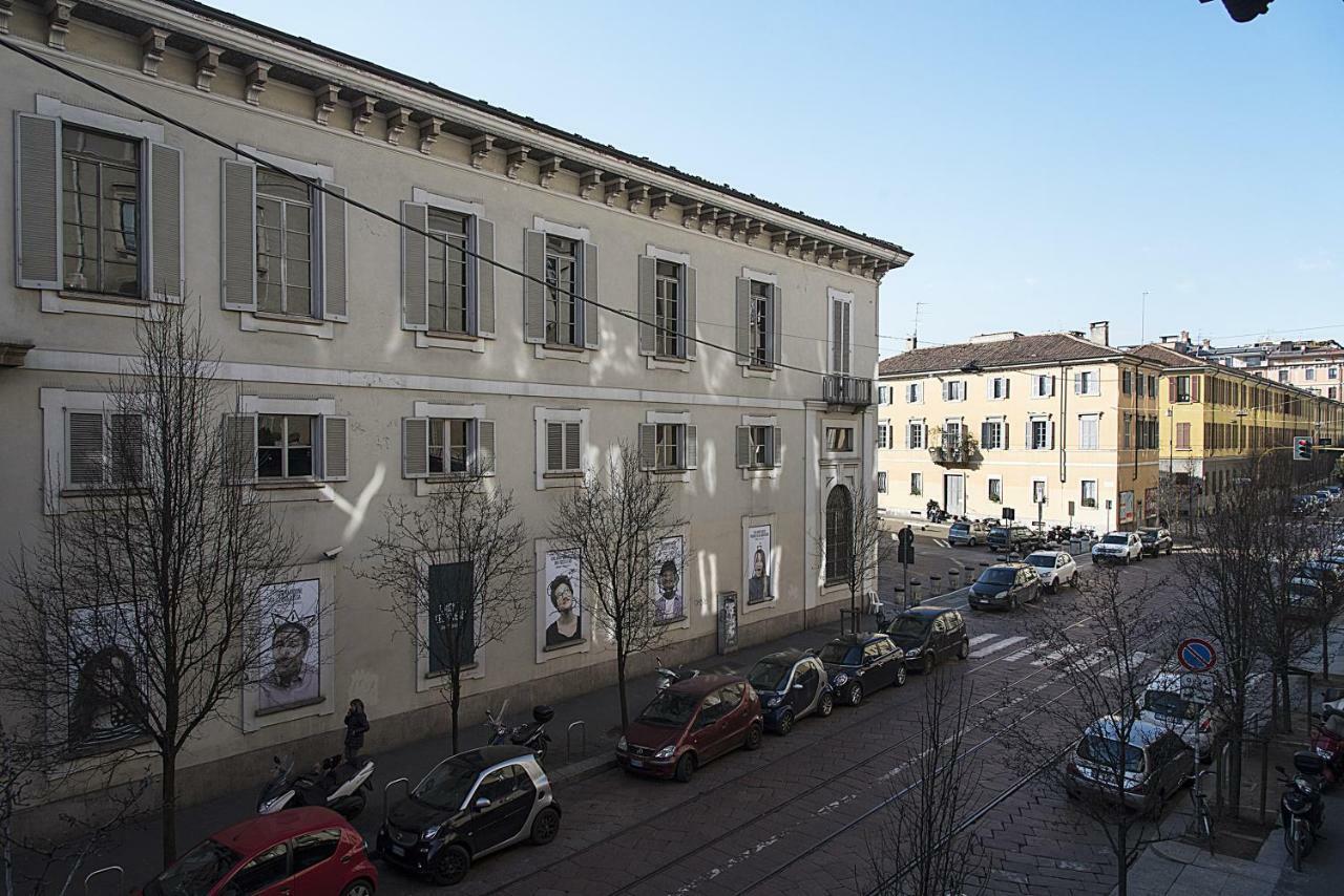 Elegant Apartment In Sant'Ambrogio Milan Exterior photo